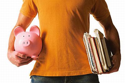 Cheltuieli lunare studenti: minim salariul…minim pe economie