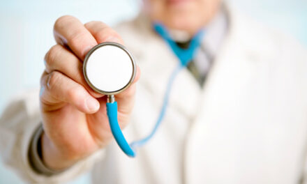 Cati romani mai merg in vizita la medic