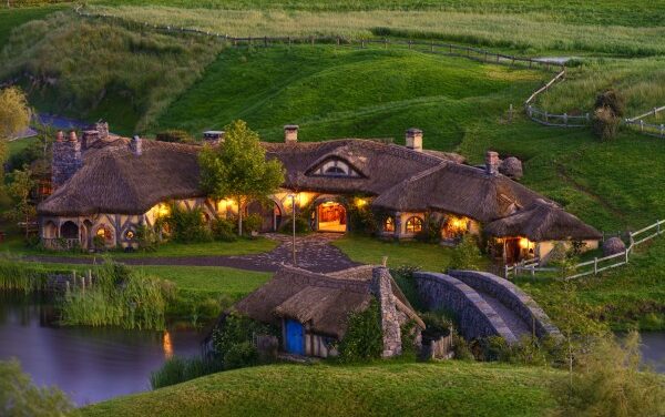 21 de locuri de vizitat din lumea larga ce merita toti banii