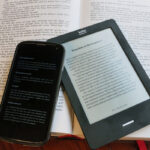 Smartphone-ul asigura accesul la carti din tarile in curs de dezvoltare