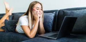 Cum poti face bani cu ajutorul internetului ?