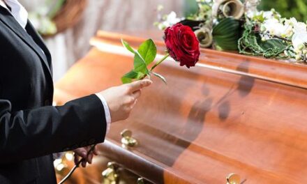 Cum se procedează dacă un membru al familiei moare în străinătate?