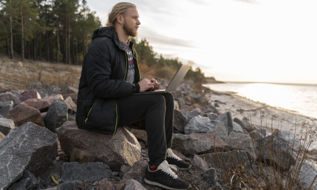 Nomazii digitali: cum poti conduce o afacere indiferent unde te-ai afla?