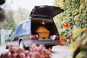 Servicii funerare imediate – ce sunt si la ce te ajuta?