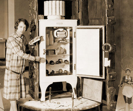 Cine a inventat frigiderul?