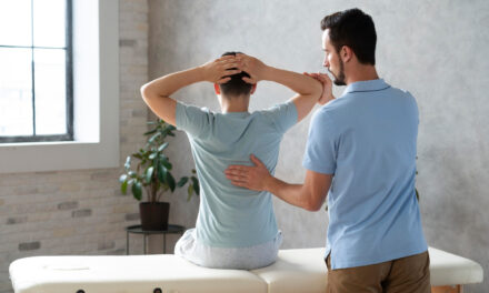 Tratamentul Eficient al Durerilor de Spate: Solutii Personalizate pentru O Viata Fara Disconfort