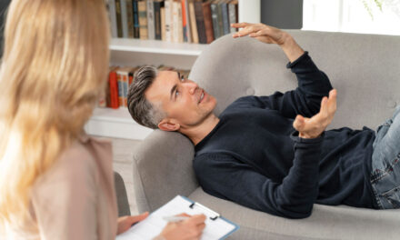 Când Este Necesară Intervenția unui Psihiatru: Semne și Situații în Care Ajutorul Specializat Este Imperativ