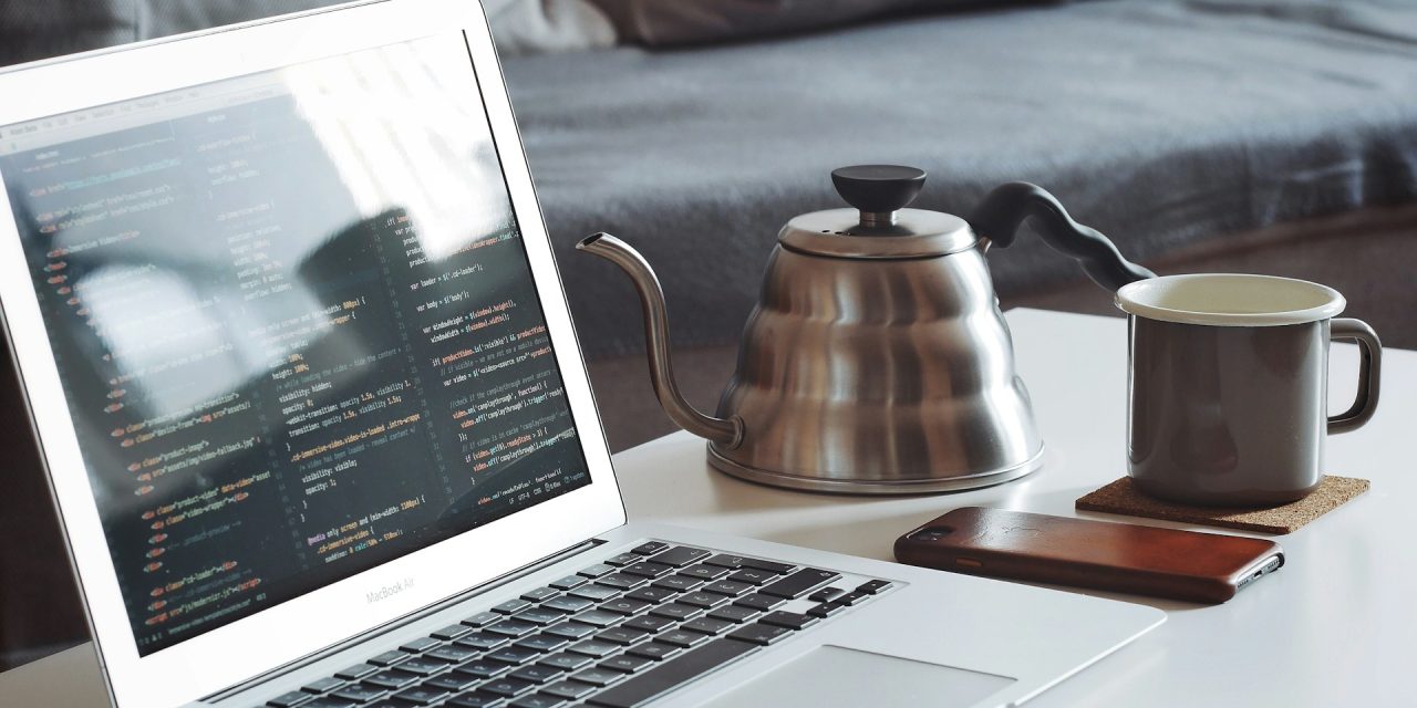 Remote / Hybrid / La fața locului – care este direcția pe piața muncii