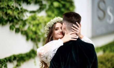 Descoperă arta de a spune povești în imagini – cu WeddingVerse, fotograful tău de nuntă din Constanța
