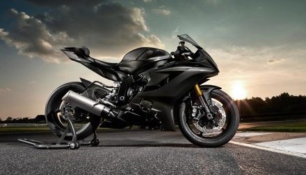 Carburatorul moto și cărbunii electromotorului – două piese mici, un impact uriaș asupra motocicletei tale